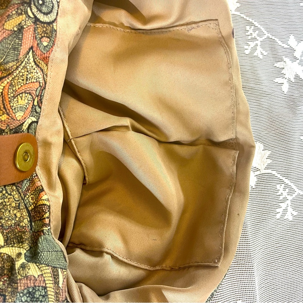 Brown and Tan Handbag - Picture 12 of 16